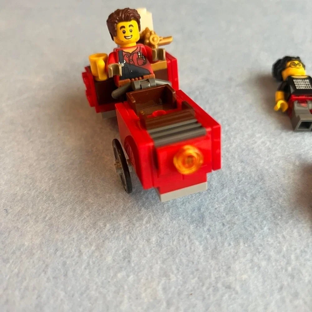 LEGO Mini Characters